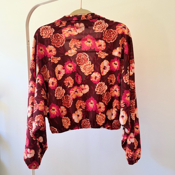 Forever 21 Burgundy Floral Blouse - Picture 6 of 6